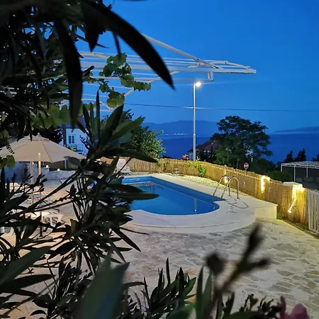 Bellevue 4* Novi Vinodolski