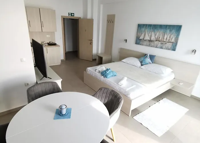 Bellevue 4* Novi Vinodolski